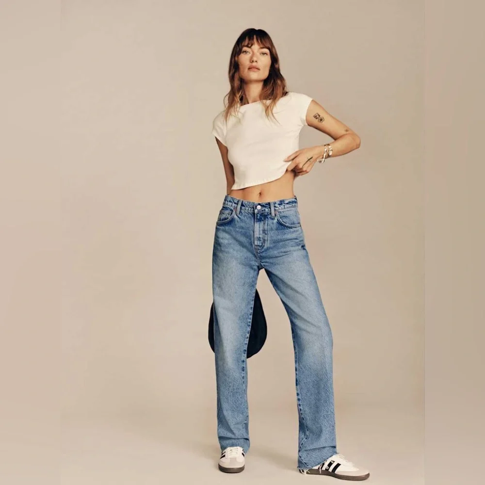 Reformation Val 90s Mid Rise Straight Jeans in Colorado - Picture 3 of 10